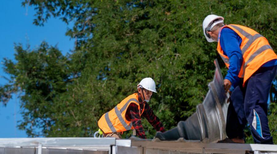 Roof repair in Otisco, IN